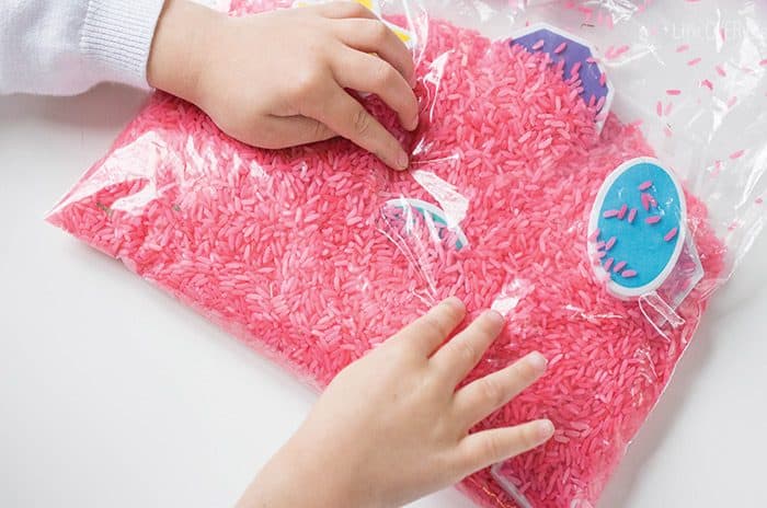 9 Stimulating Sensory Bags For Babies (and Big Kids Too!)