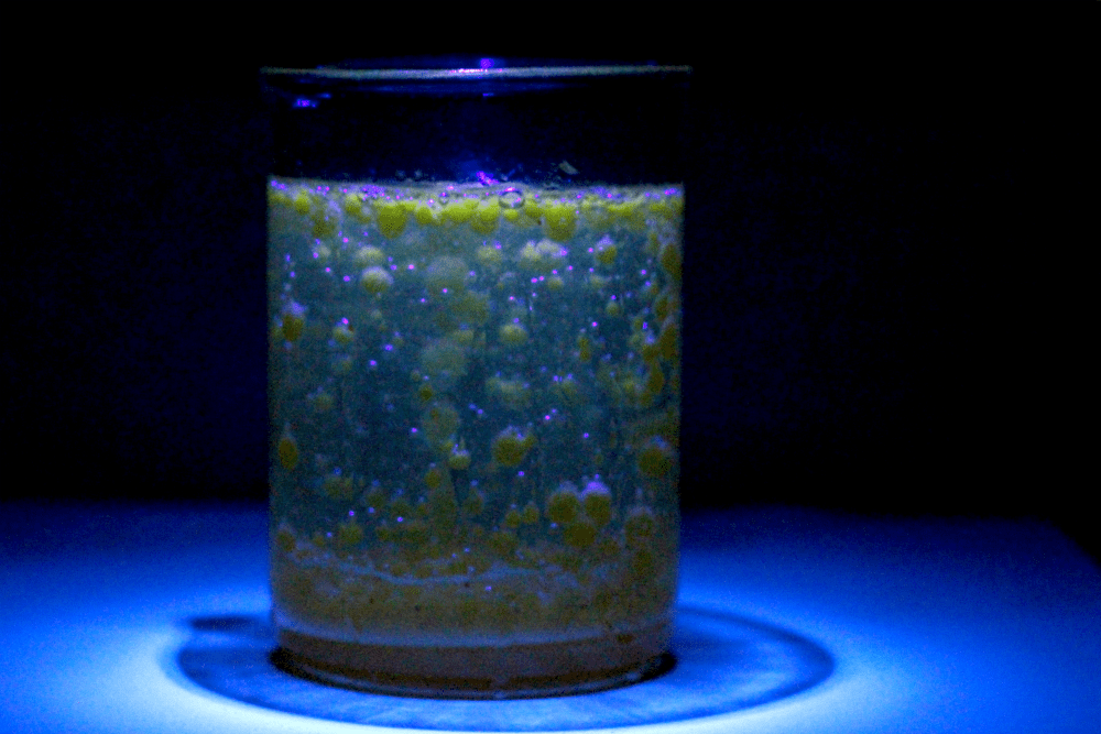 homemade glow in the dark lava lamp