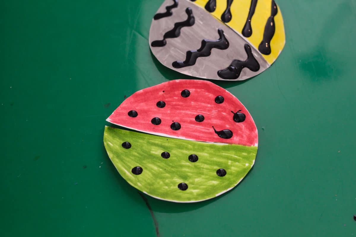 Handmade Black Glue 3D Ornament Craft for Kids 9 kim october 3992