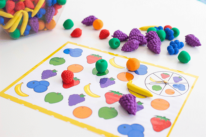 free printable fruit games for preschoolers. preschool activities for sorting and matching.