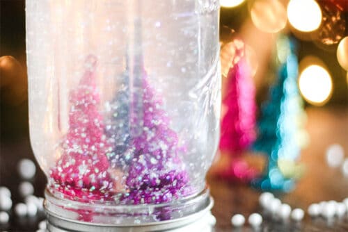 How to Make a Beautiful DIY Snow Globe Mason Jar Craft - Life Over C's