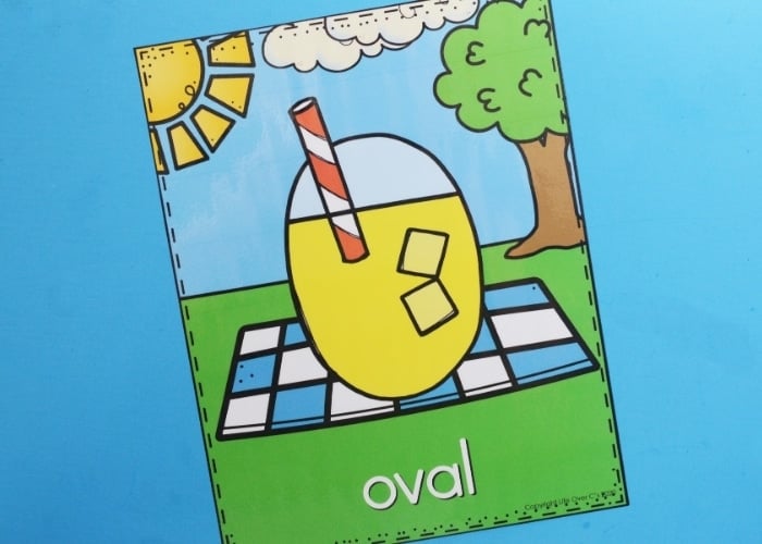 close up of the "oval" lemonade theme shape poster.