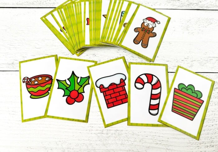 "Flip" Christmas Printable I Spy Games for Kids 15 i spy picture cards with christmas images.