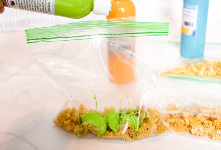 Easy Dinosaur Pasta Sensory Bin for Kids 🦖🦕